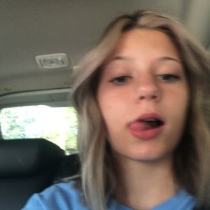 Meet your Posher, Jaye